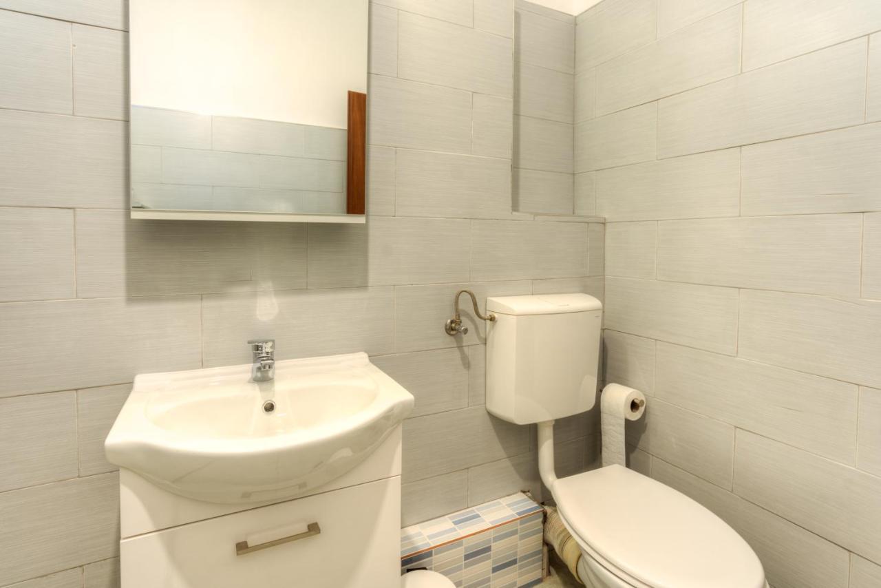 House Of Dragons Apartments 锡吉什瓦拉 外观 照片