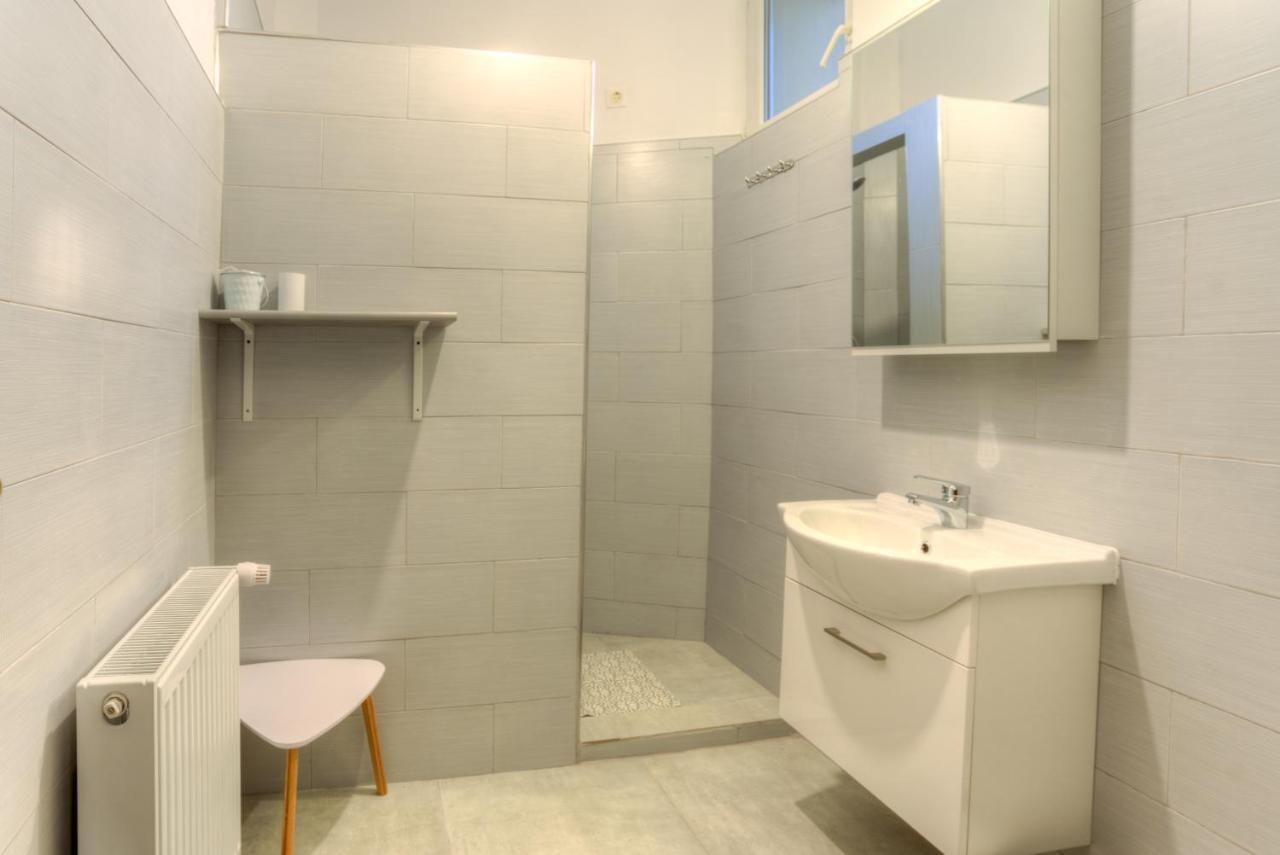 House Of Dragons Apartments 锡吉什瓦拉 外观 照片